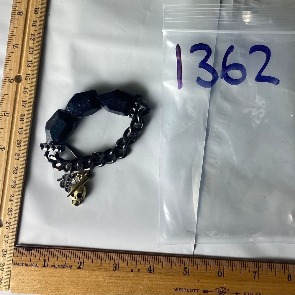 Chunky Black Beaded Chain Charm Bracelet Gold Tone Skull‎ Charm
